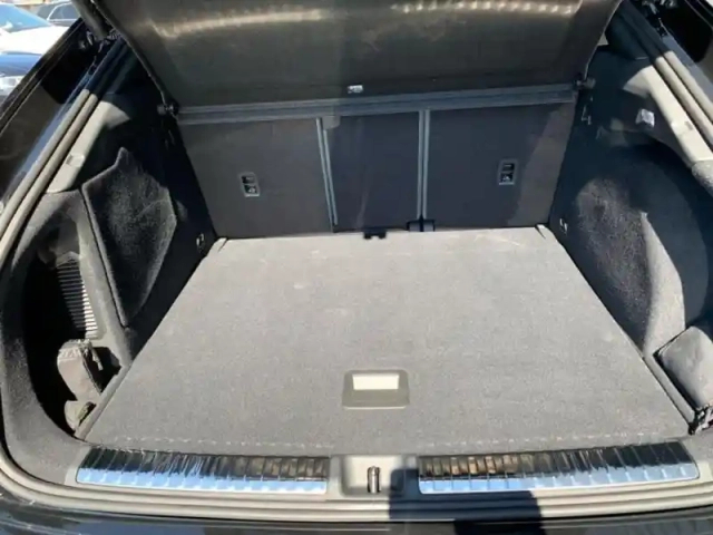 Audi Q3 sportback 1.5 e-hybrid 272ch s line s tronic 6 — photo 9