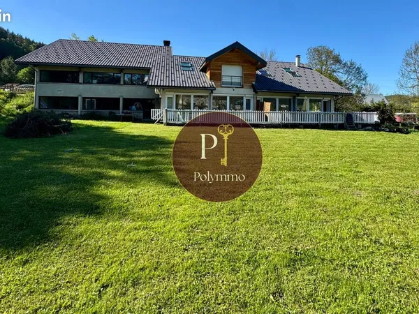 Propriété 10 pièces 392 m²