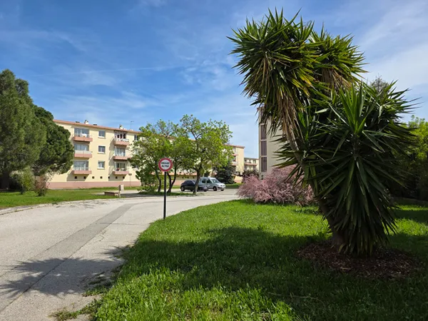 La Garde Appartement 3 pièces - Proche centre-ville et commodités -Résidence fermée et sécurisée - G
