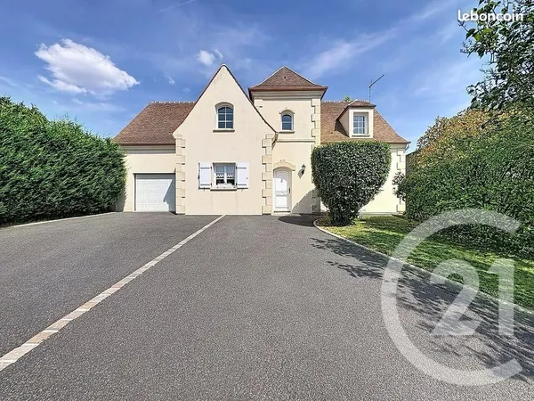 Maison 6 pièces 150 m²