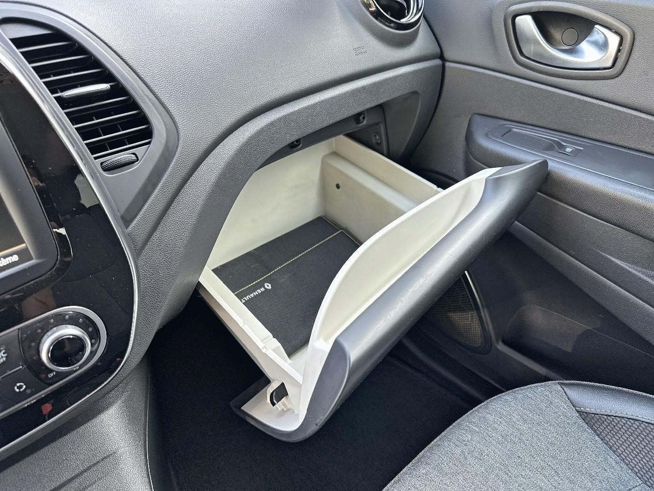 Renault Captur 0.9 tce 90ch energy intens euro6c — photo 38