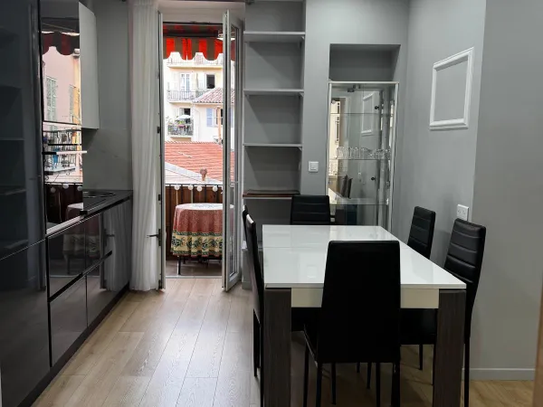 Location étudiante en colocation, 3 pièces, 2 chambres,