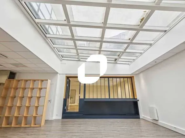 Bureaux 137 m²