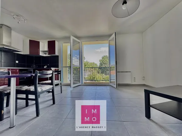 EXCLUSIVITÉ : BEL APPARTEMENT T3 MEUBLÉ 57,82m2 + GARAGE
