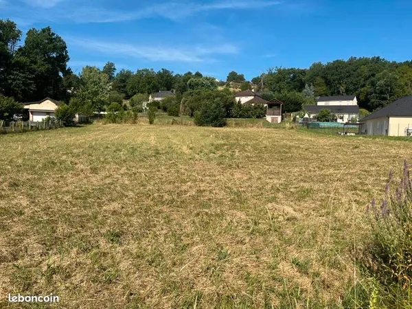 Terrain 2 881 m² Ussac