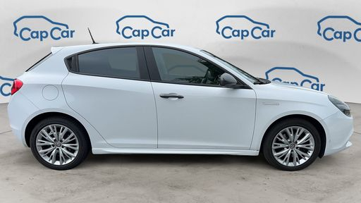 Alfa Romeo Giulietta 1.4 MultAir 170 BVA - Super Pack Veloce – 2018 – 81955 km – Essence – Boîte Automatique — photo 6