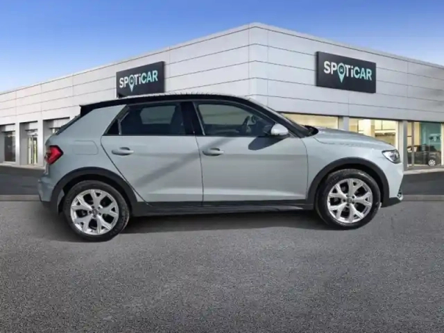 Audi A1 allstreet 30 tfsi 110ch  advanced s tronic 7 — photo 4