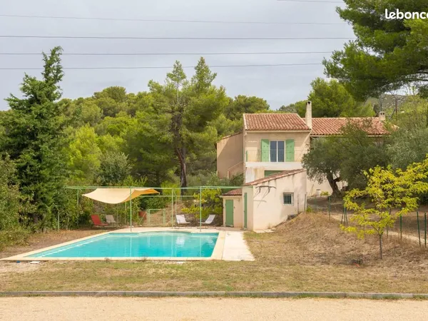 Maison 6 pièces 230 m²