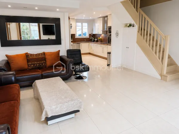 Maison 6 pièces 117 m²