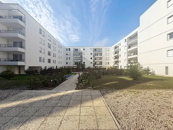 Appartement 2 pièces à vendre au coeur de Doutre, Angers