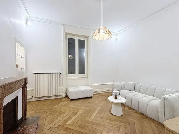 Appartement 2 pièces 63 m²