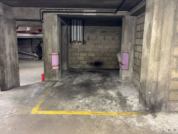 Parking 11 m²