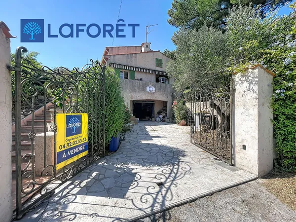 Maison 9 pièces 200 m²