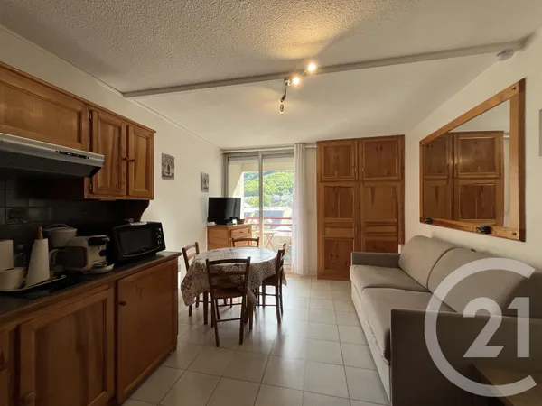 Studio 1 pièce 22 m²