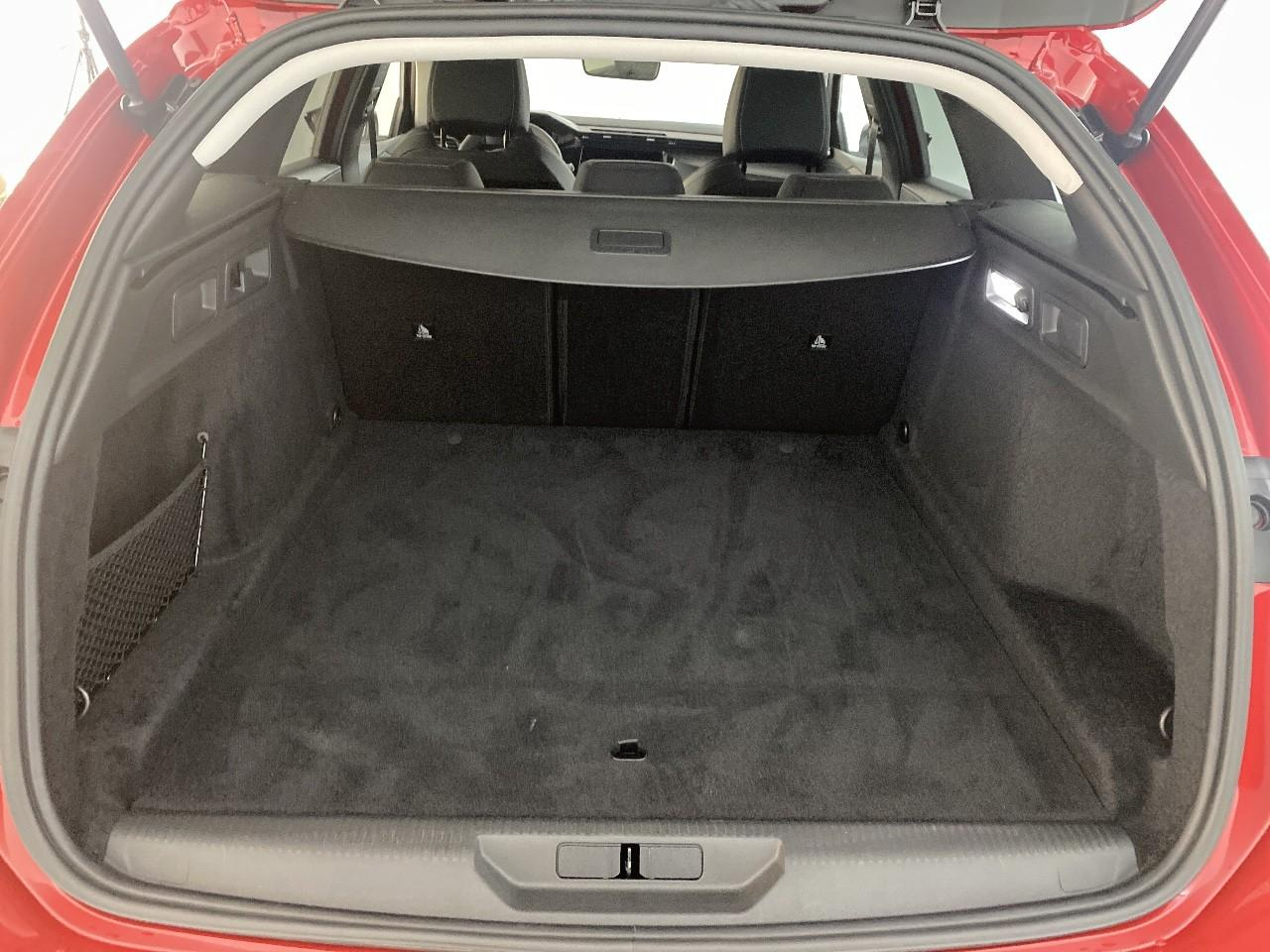 Peugeot 308 sw bluehdi 130ch s&s eat8 allure — photo 6