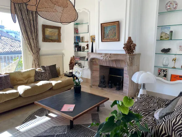 Appartement 5 pièces 184 m²