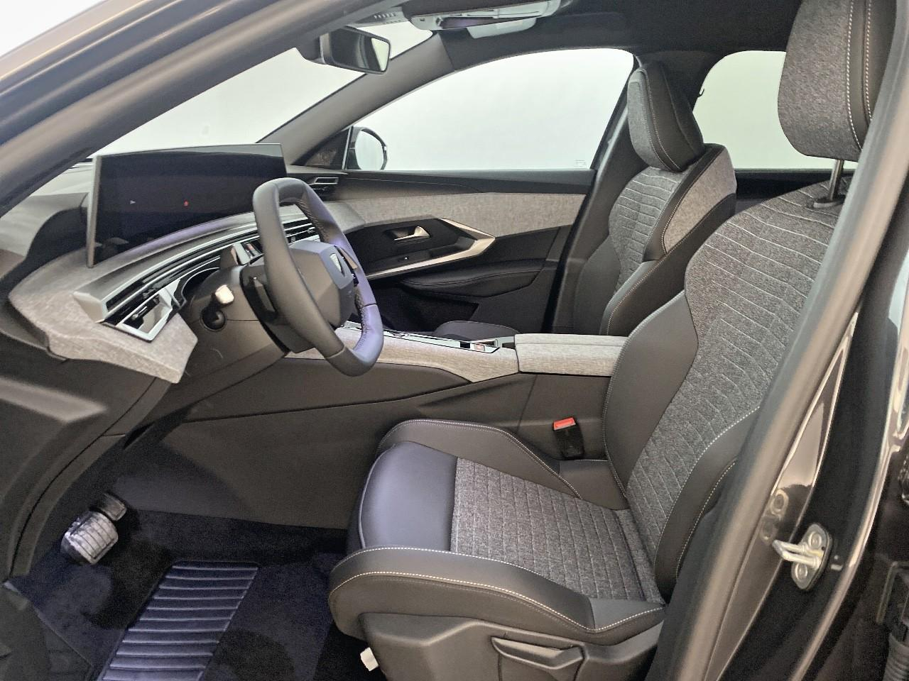 Peugeot 5008 hybrid 145 ch e-dcs6 allure — photo 9