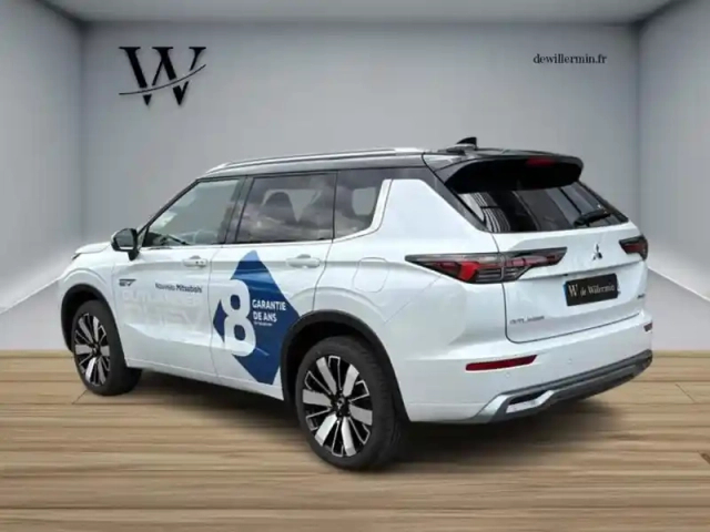 Mitsubishi Outlander 2.4 mivec phev 306 4wd instyle — photo 11
