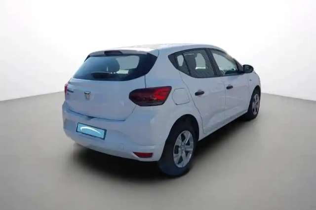 Dacia Sandero sce 65 - 22 — photo 17