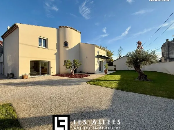 Maison 6 pièces 140 m²