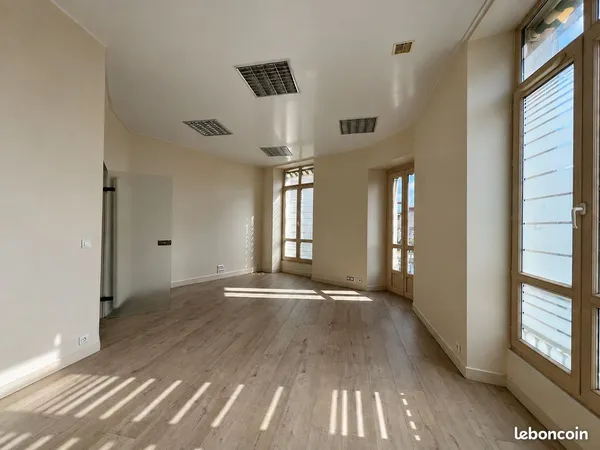 À VENDRE - Plateau 188 m² à diviser - Le Mans Centre