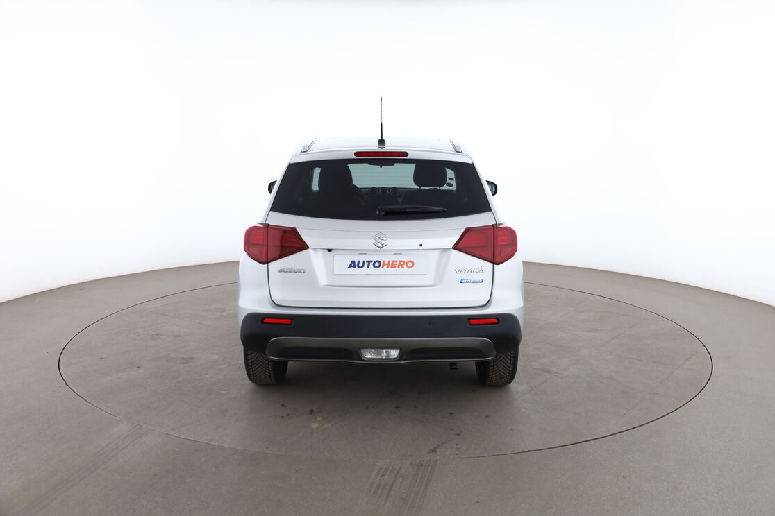 Suzuki Vitara 1.4 BoosterJet Hybrid Style Auto — photo 4