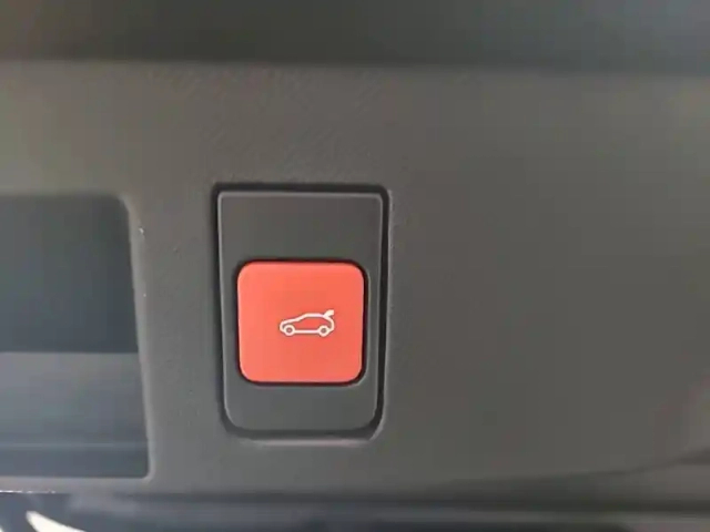Citroën C5 Aircross hybride 145 ch e-dcs6 — photo 32