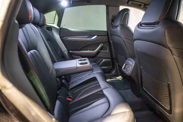 Maserati Levante 3.0 v6 bi-turbo 350 q4 — photo 10