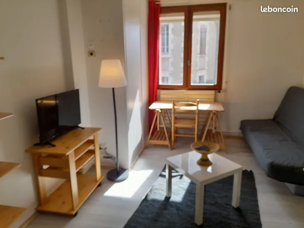 Studio meublé 20 m2 Moulins