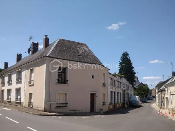 Maison 9 pièces 236 m²
