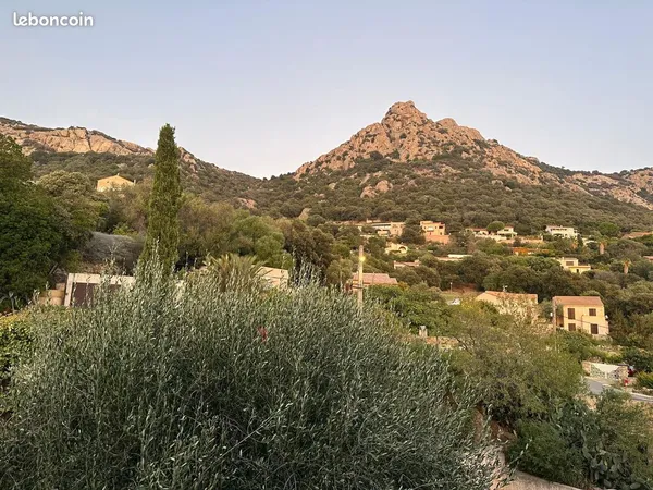 Appartement T2 avec terrasse et parking à Lumio