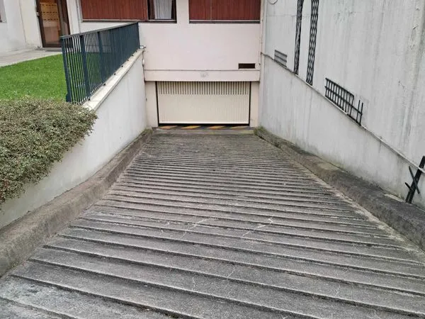 Sous-location place de parking (garage couvert)