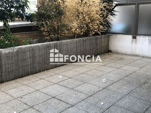 Appartement Location Marseille 2p 45m² 796€