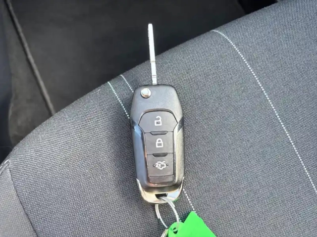 Ford Fiesta 1.0 ecoboost 95ch connect business nav 5p — photo 19