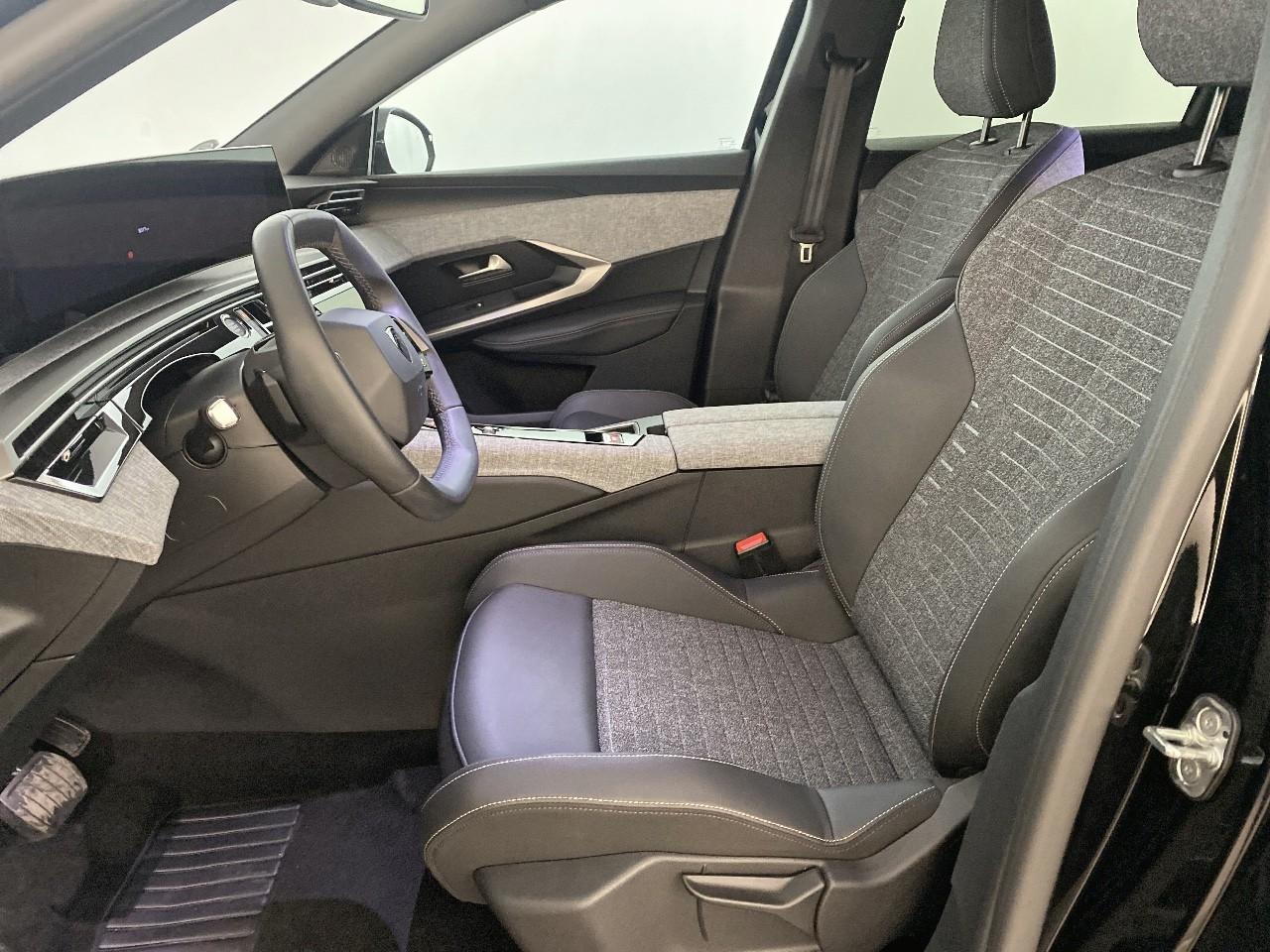 Peugeot 3008 electrique 210 ch 73 kwh allure — photo 9