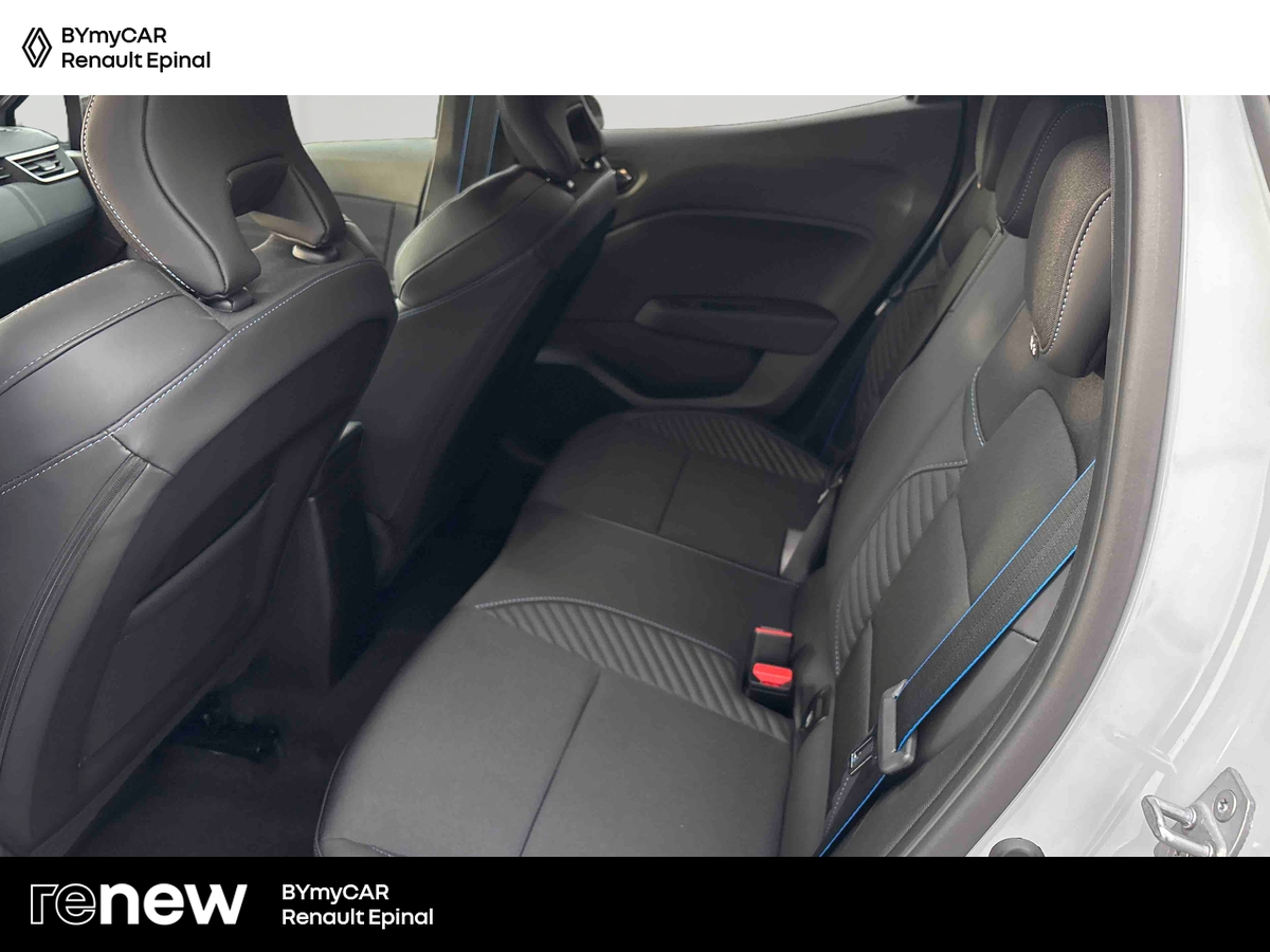 Renault Clio E-Tech full hybrid 145 ch GSR2 — photo 12