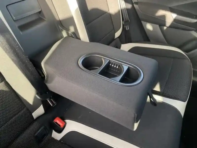 Volkswagen T-Roc 1.5 tsi evo 150ch carat s&amp;s — photo 14