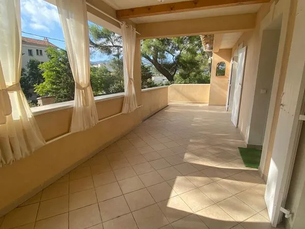 Loue villa Marseille 9ème