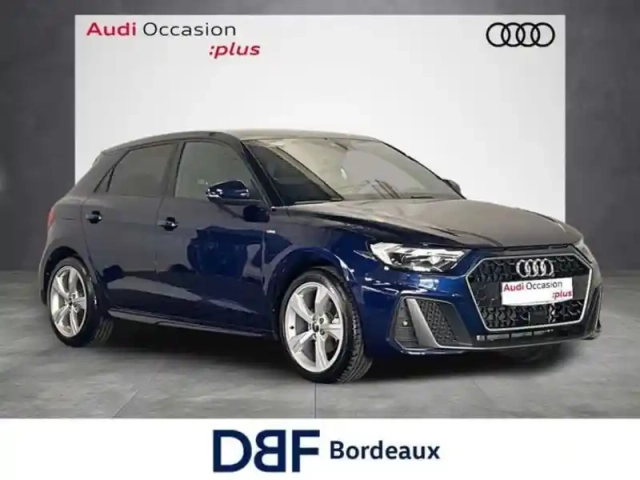 Audi A1 30 tfsi 116 ch s tronic 7 s line — photo 6