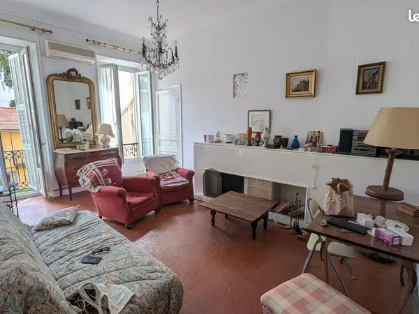 Chambre étudiant en centre de Nice