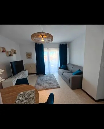Cosy F2 balcon clim proche frontière