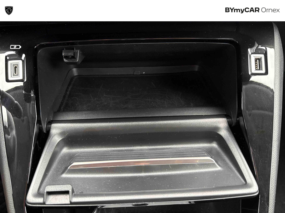 Peugeot 208 PureTech 100 S&amp;S EAT8 — photo 33
