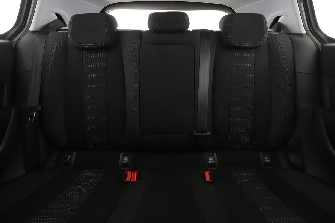 Peugeot 308 1.2 PureTech Allure EAT6 — photo 15
