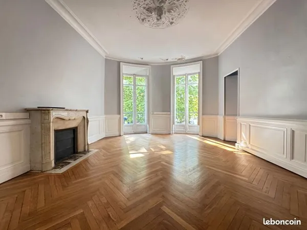 Appartement 5 pièces 149 m²