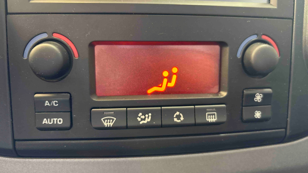 Citroen Berlingo Multispace BlueHDi 100 S&amp;S BVM5 — photo 21