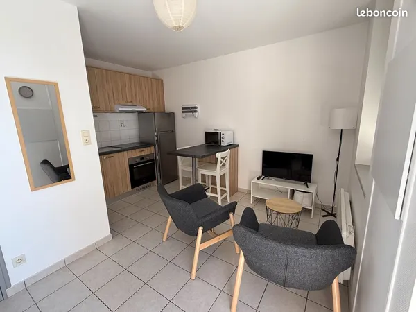 LOCATION T2 Meublé