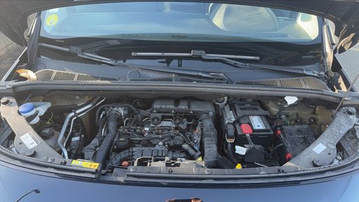 Peugeot Partner 1.5 BlueHDi 130 - Asphalt – 2019 – 99164 km – Diesel – Boîte Manuelle — photo 23