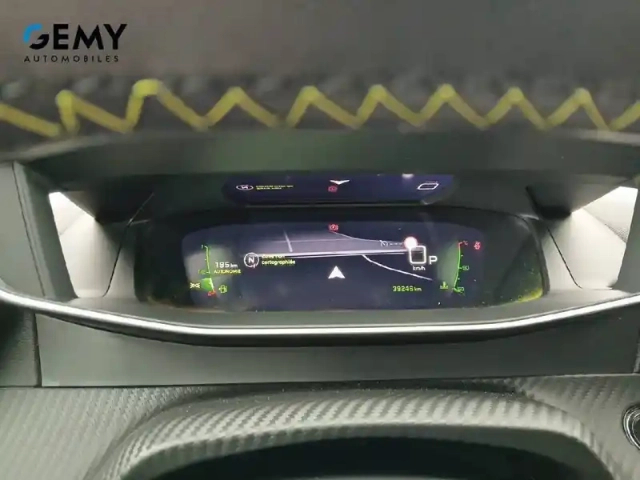 Peugeot 208 puretech 100 s&amp;s eat8 — photo 16