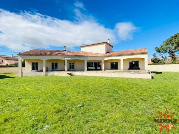 Maison 7 pièces 190 m²