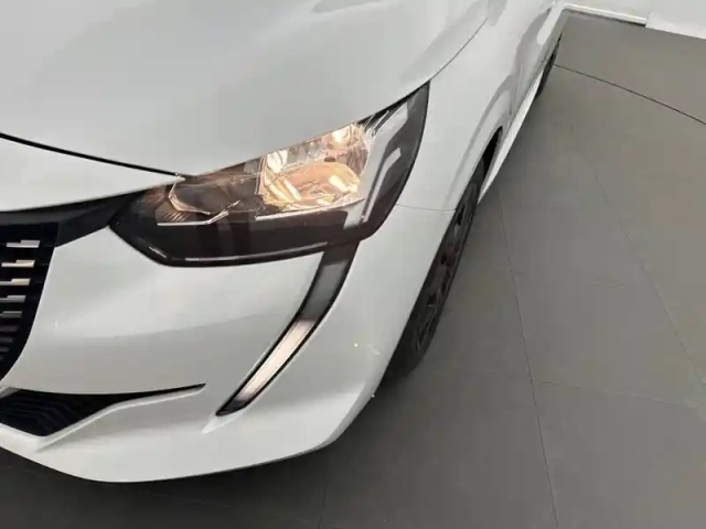 Peugeot 208 puretech 75 s&amp;s bvm5 — photo 42